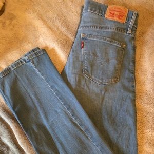 314 Levi shaping straight jeans
